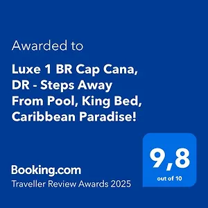 Apartment Luxe 1 Bedroom Cap Cana, Dr - Steps Away From Pool, King Bed, Caribbean Paradise!, Punta Cana